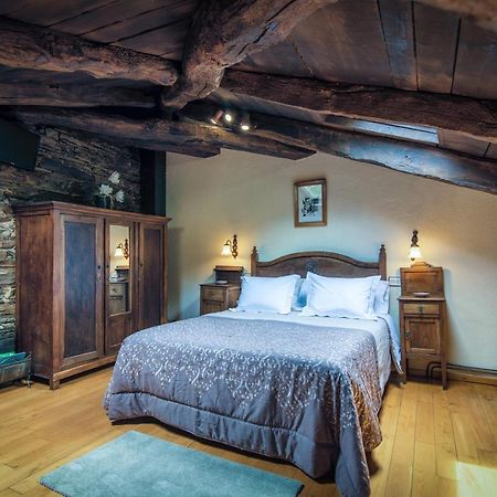 Apartamentos Rurales Casa Riveras Santa Eulalia de Oscos Zewnętrze zdjęcie