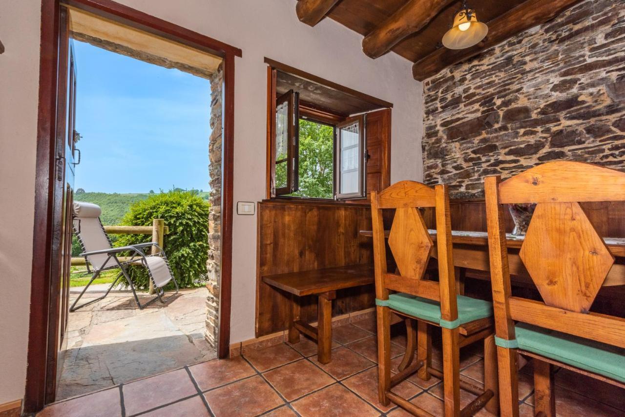 Apartamentos Rurales Casa Riveras Santa Eulalia de Oscos Zewnętrze zdjęcie
