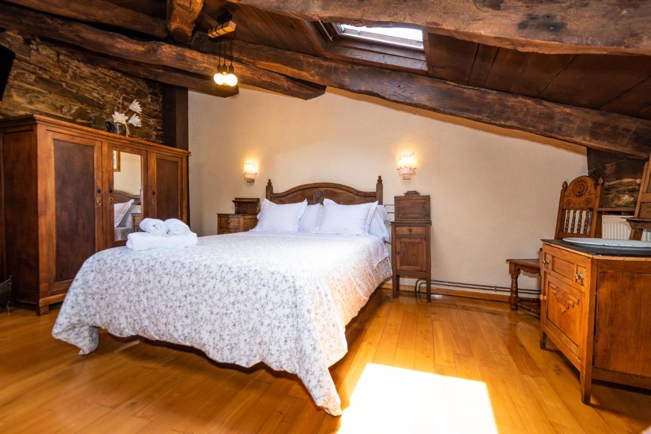 Apartamentos Rurales Casa Riveras Santa Eulalia de Oscos Zewnętrze zdjęcie