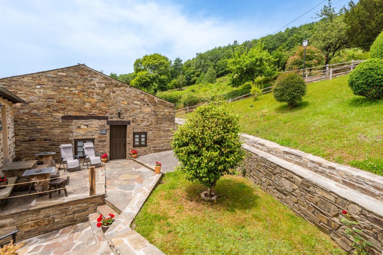 Apartamentos Rurales Casa Riveras Santa Eulalia de Oscos Zewnętrze zdjęcie