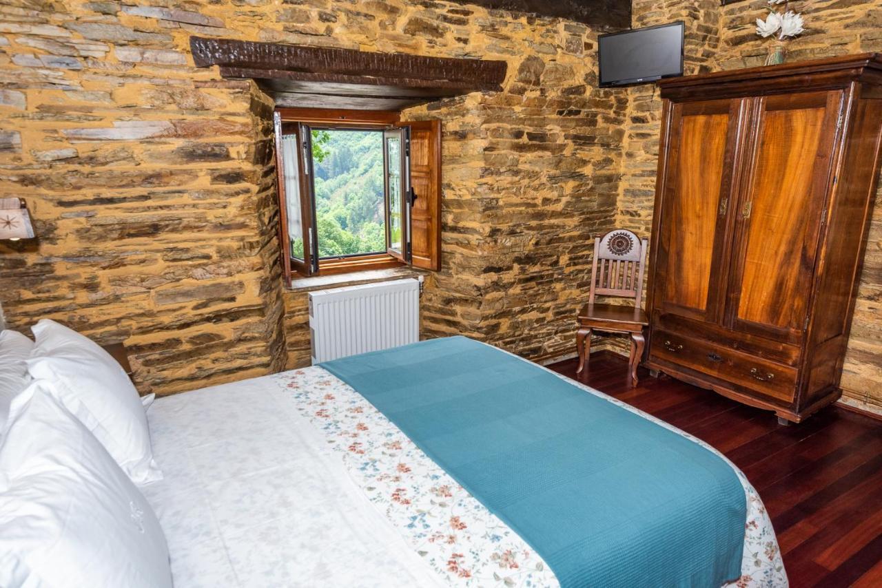 Apartamentos Rurales Casa Riveras Santa Eulalia de Oscos Zewnętrze zdjęcie
