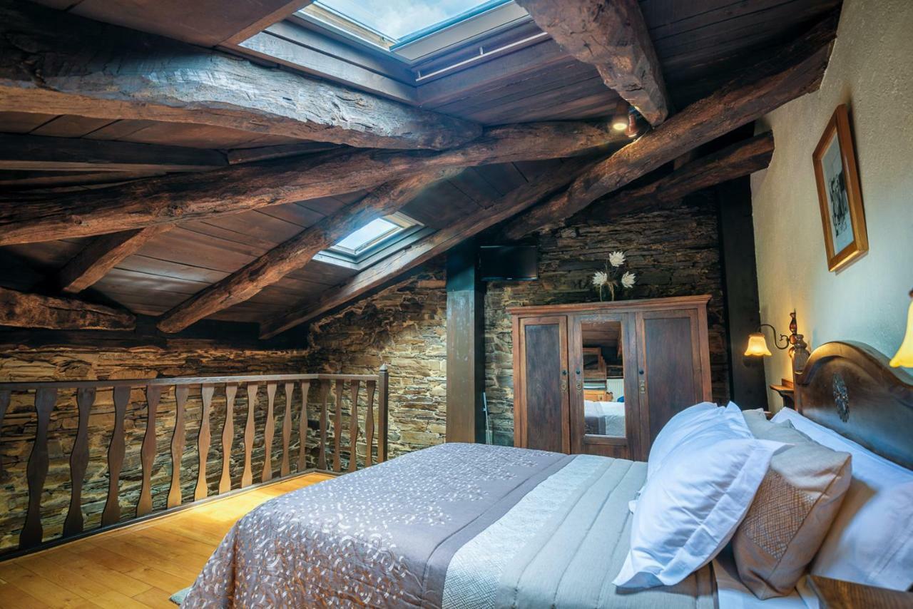 Apartamentos Rurales Casa Riveras Santa Eulalia de Oscos Zewnętrze zdjęcie
