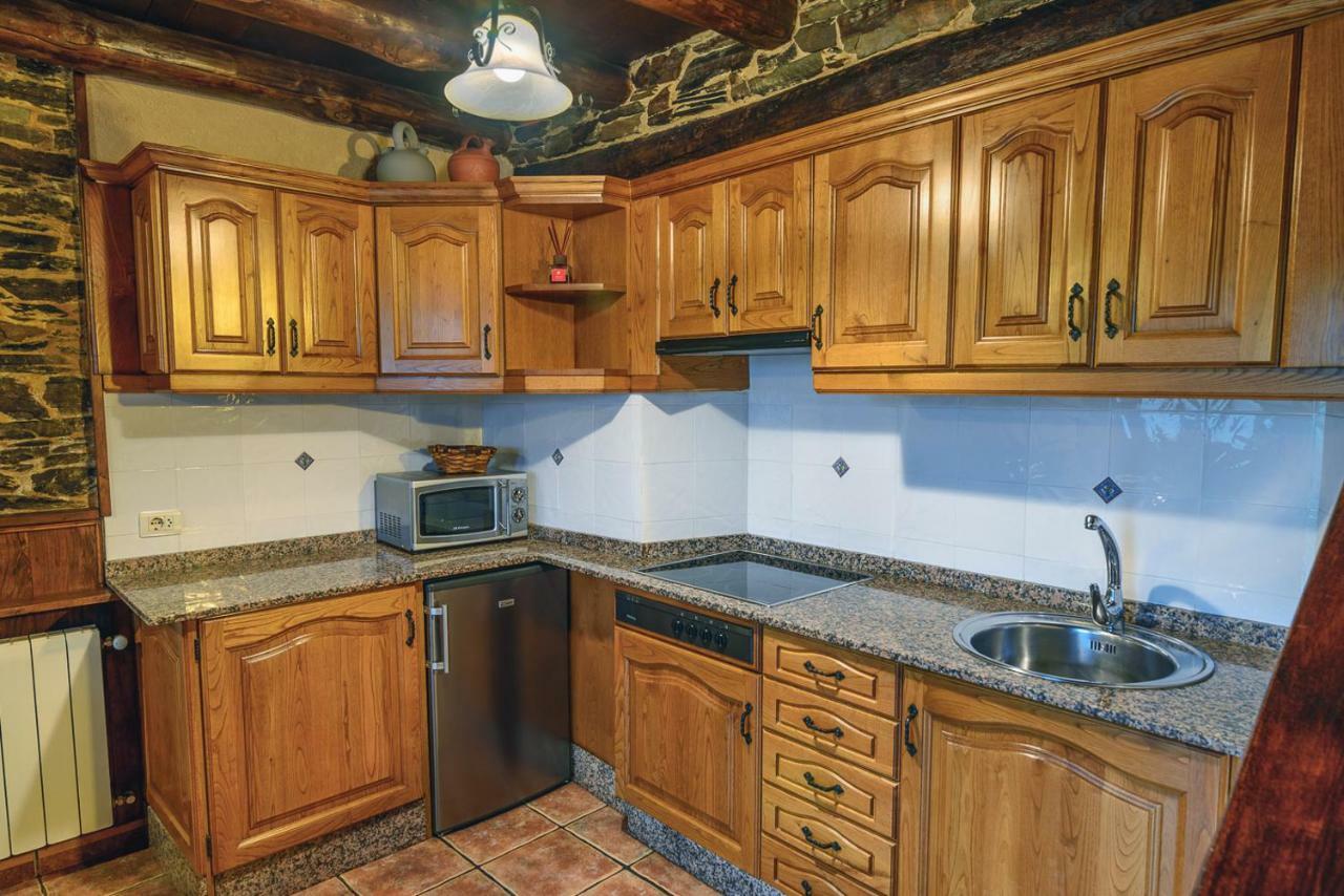 Apartamentos Rurales Casa Riveras Santa Eulalia de Oscos Zewnętrze zdjęcie