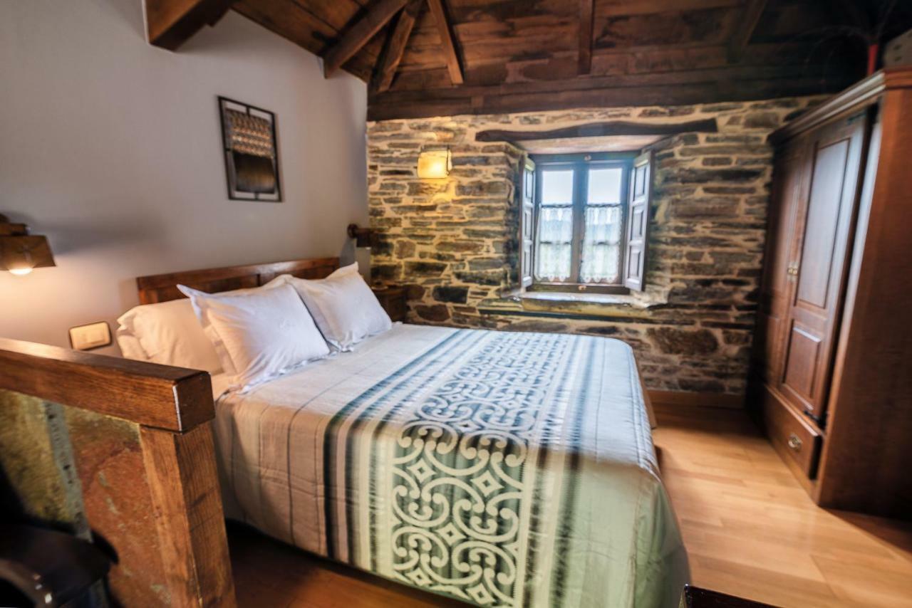 Apartamentos Rurales Casa Riveras Santa Eulalia de Oscos Zewnętrze zdjęcie