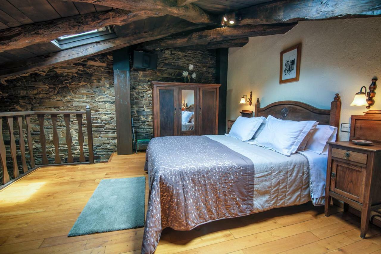 Apartamentos Rurales Casa Riveras Santa Eulalia de Oscos Zewnętrze zdjęcie