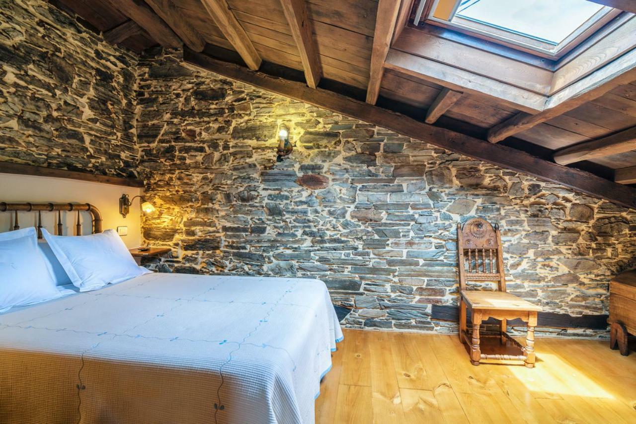 Apartamentos Rurales Casa Riveras Santa Eulalia de Oscos Zewnętrze zdjęcie