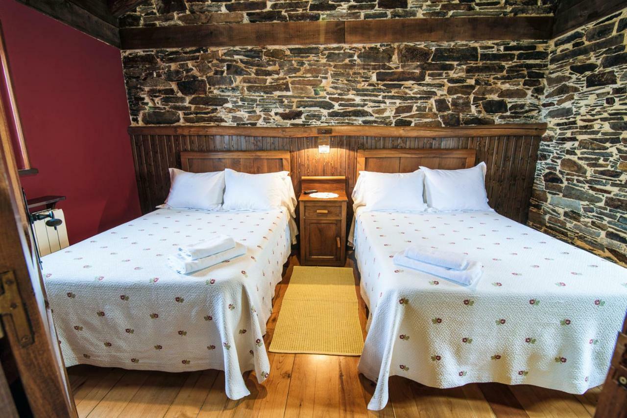 Apartamentos Rurales Casa Riveras Santa Eulalia de Oscos Zewnętrze zdjęcie