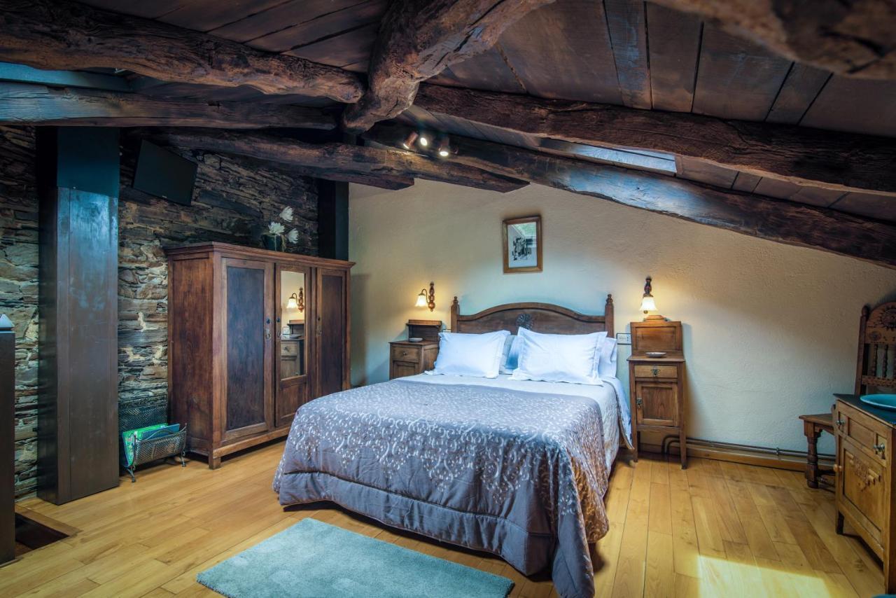 Apartamentos Rurales Casa Riveras Santa Eulalia de Oscos Zewnętrze zdjęcie